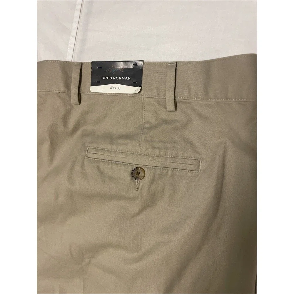 Greg Norman 40 X 30 Beige Pleated Athletic Chino Khaki Golf Pant NWT 100% Cotton